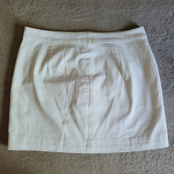 Avec Les Filles denim mini skirt in Ecru Snow Wash size 8​ - Picture 7 of 12